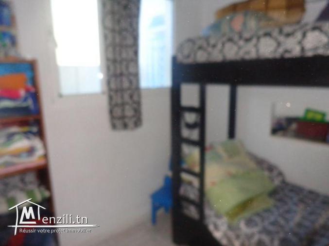 Plein centre ville hammamet nord un appartement a vendre  g