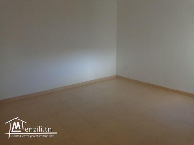 dans une belle résidence un appartement a vendre  a hammamet g