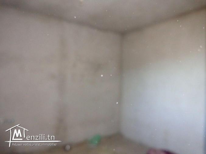 a hammamet sud une maison inachevée a vendre  g