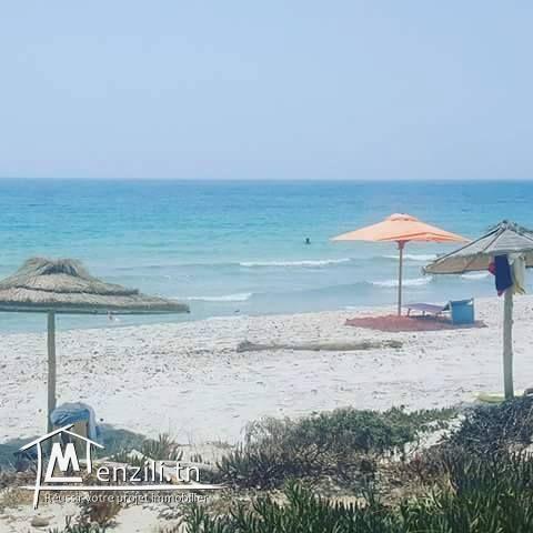 Terrain pied dans l'eau à Kelibia