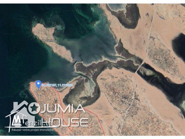 A.V Super Terrain à Kerkennah, Ras Bounouma (600 ou 800m²)