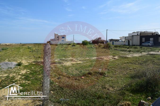 Terrain pied dans l'eau à Kelibia