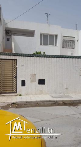 Etage de villa cité ghazala