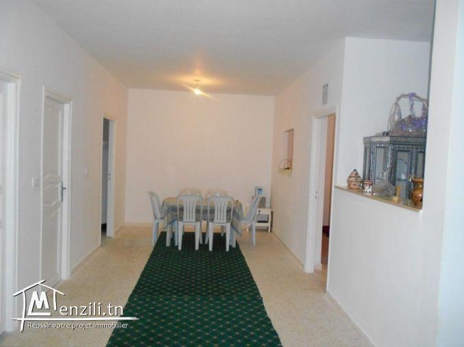 prés hammamet sud une maison a vendre GH