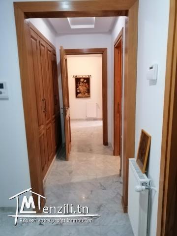 Appartement à soukra meublé
