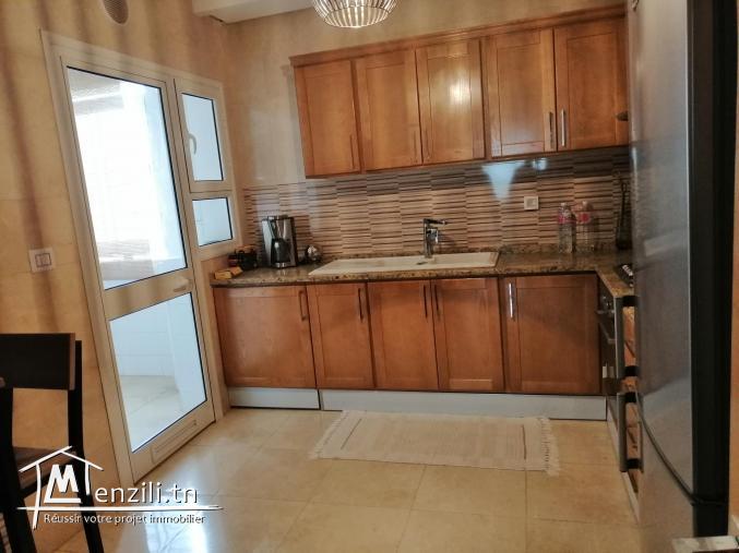 Appartement à soukra meublé