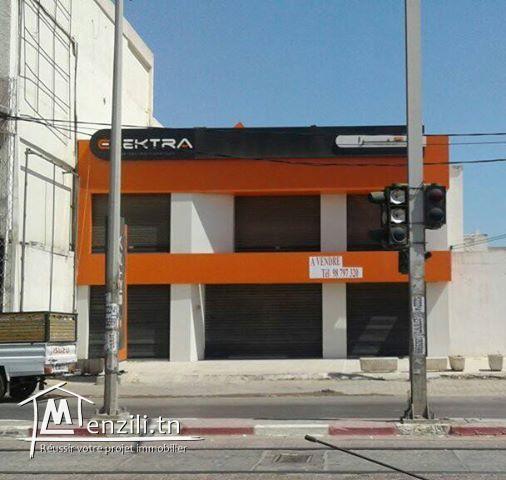 Terrain y compris Local commercial route vers SOUKRA