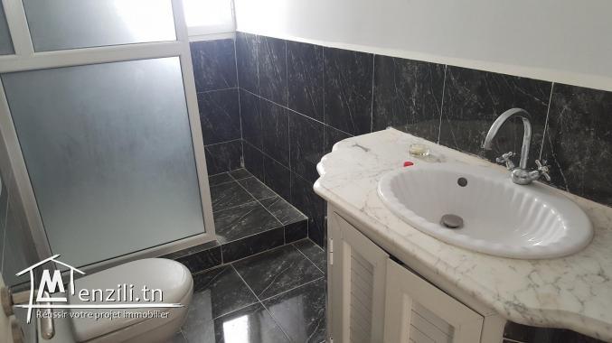 Lumineuse villa à Gammarth forêt