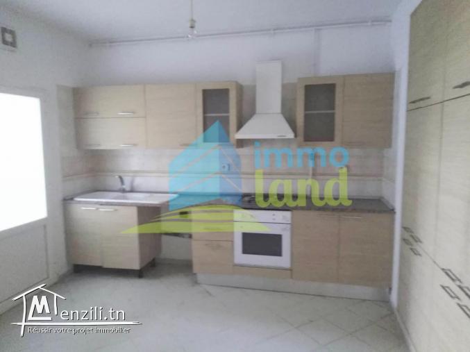 Appartement S3 de 140 m2 à riadh andalous
