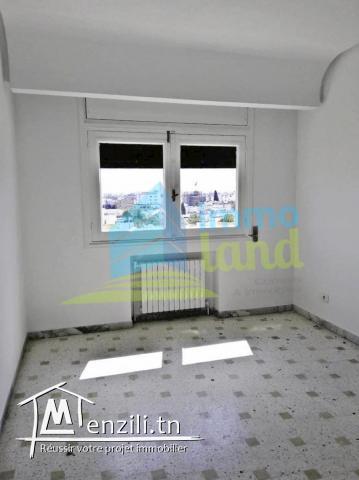 Appartement S3 de 150 m2 à Ariana supérieure