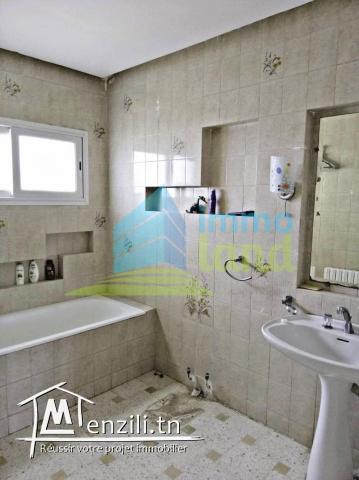 Appartement S3 de 150 m2 à Ariana supérieure