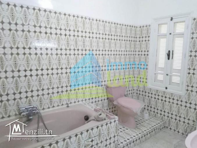 étage de villa s 4 de 160 m à Menzah 5