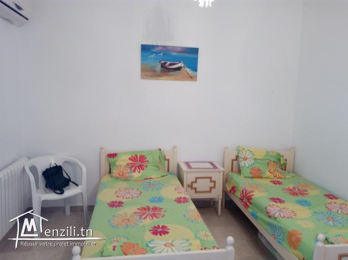 S+2 AVEC PISCINE ET VU SUR MER