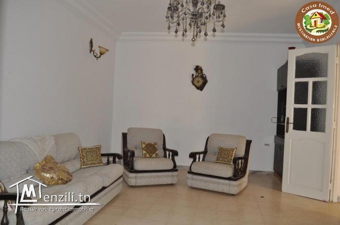 étage de villa en plein centre ville korba