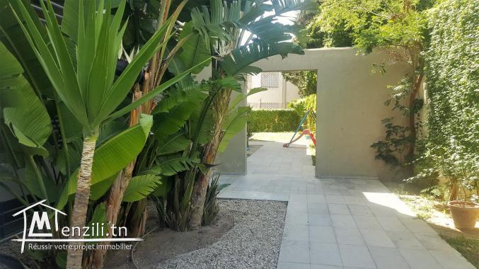 Coquet appartement avec jardin