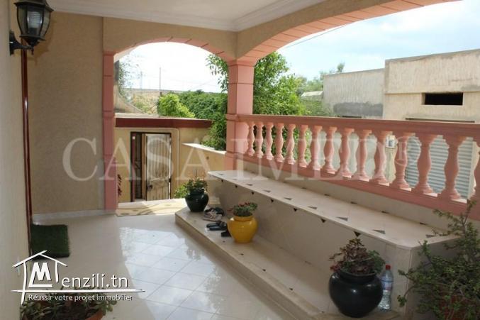 une belle maison a korba de 370m²