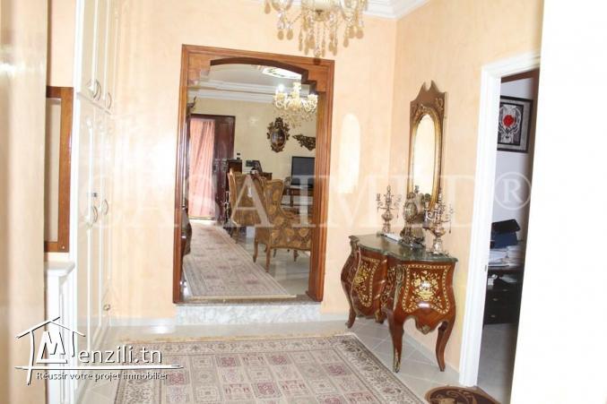 une belle maison a korba de 370m²