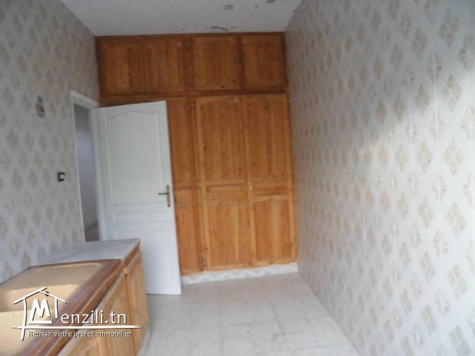 Deux appartement et un garage