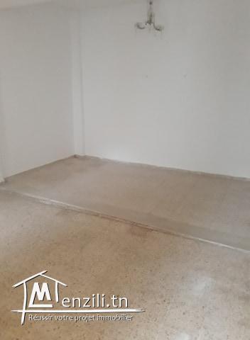 Maison dans le district de Bahi Ladghem au nord de l’Ariana.