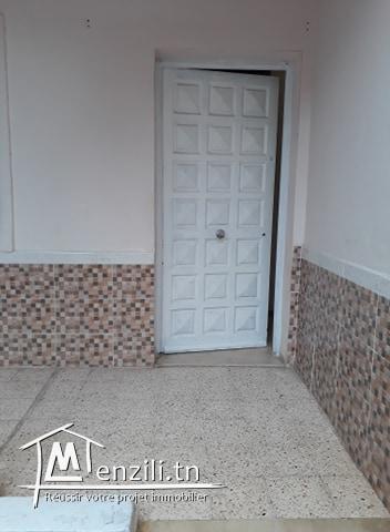 Maison dans le district de Bahi Ladghem au nord de l’Ariana.