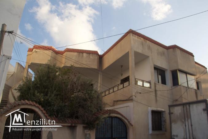 étage de villa totalement indépendant