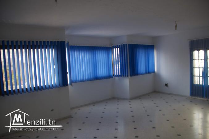 étage de villa totalement indépendant