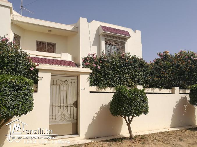 Villa à vendre route tbolbi km4 Bouzaine 