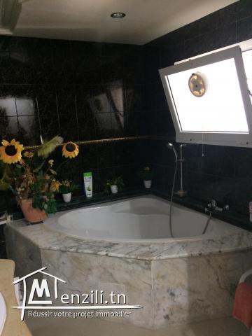 un joli appartement s 3 a ezzahra