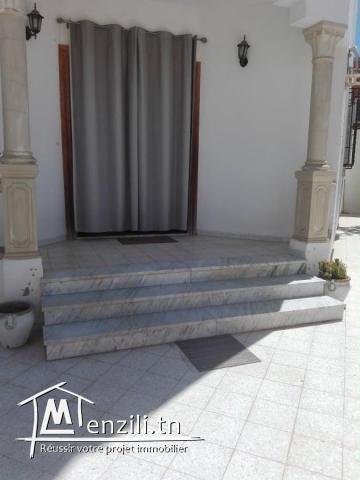 villa à louer par nuit (ESSWENI FALEZ)