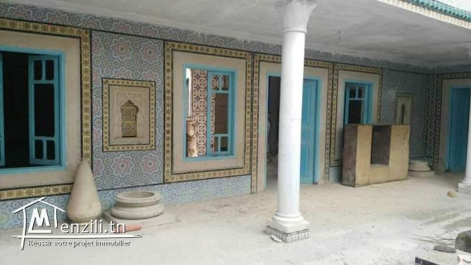 A vendre une maison à la soukra