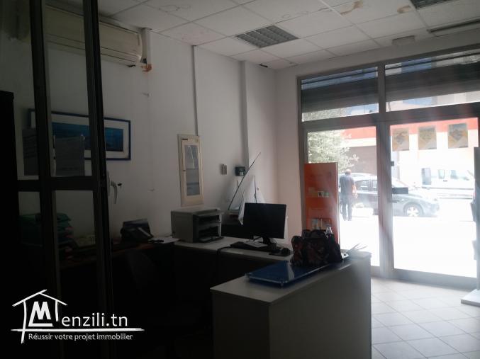 A vendre un local commercial au centre Urbain Nord.