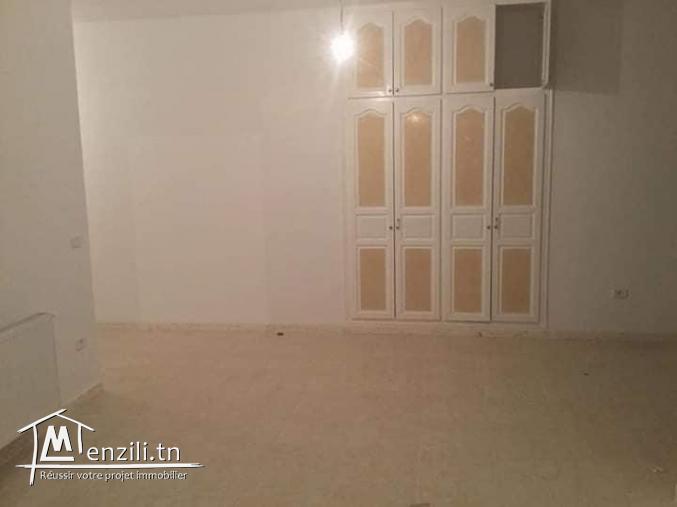 LOUER appartement S+2