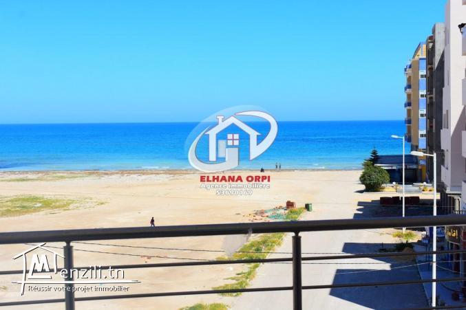 appartement vue sur mer et pied dans l'eau neuf à rejiche