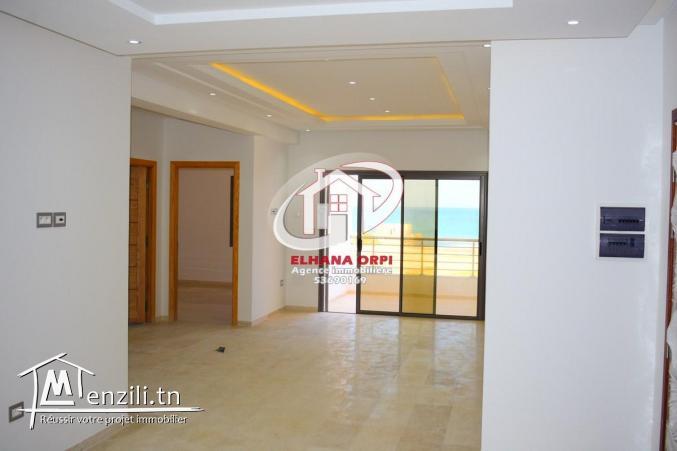 appartement vue sur mer et pied dans l'eau neuf à rejiche