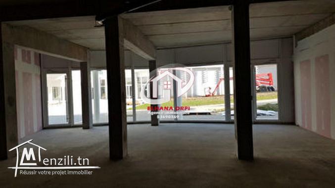 local commercial à louer