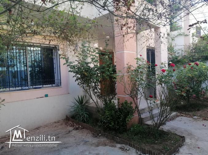 Villa très haut standing à jardin manzeh 2