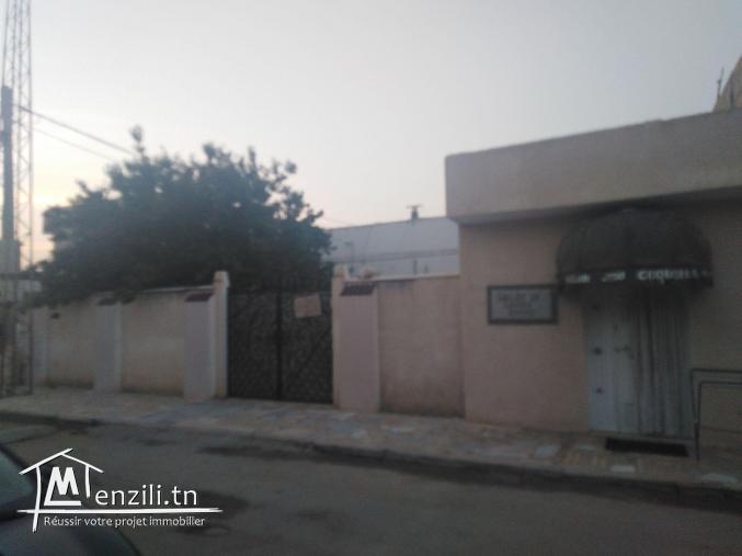 Maison 380m², S+4,Terrasse, garage 25m²