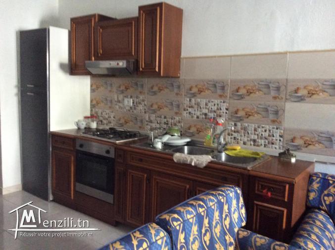 Studio à louer à el Mourouj 3