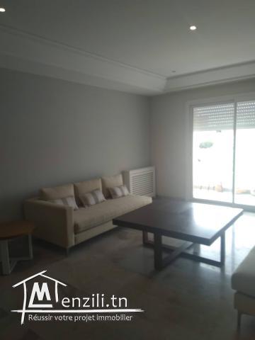 A vendre un appartement S+3 aux jardins de Carthage