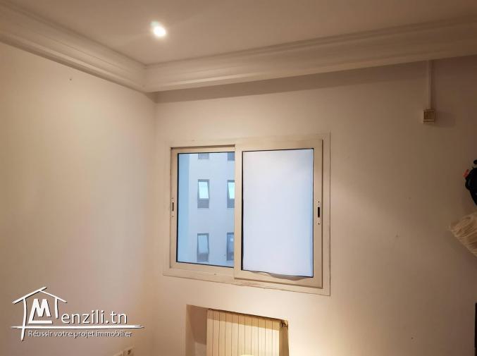 à louer un bel appartement S+3 au lac 1