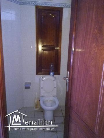 à louer un appartement de très haut standing au lac 1