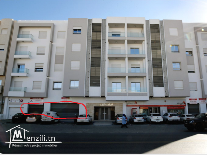 Magasin à vendre de 258 m2