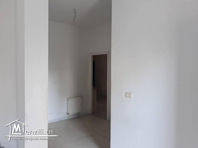 Maison à 02 étages séparés