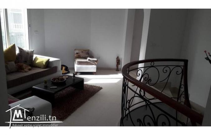 A vendre maison hstanding à borjcedria