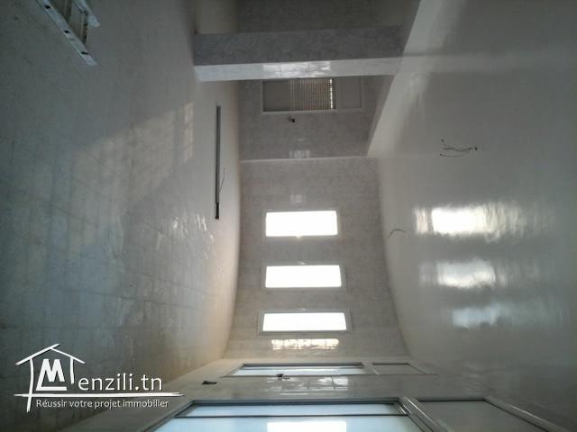 A Vendre Grande Usine pour : Dépot, école, collège, Salle de Sport