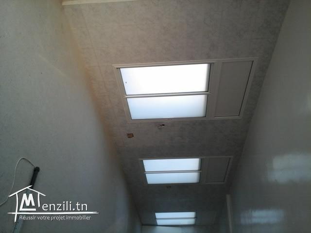 A Vendre Grande Usine pour : Dépot, école, collège, Salle de Sport