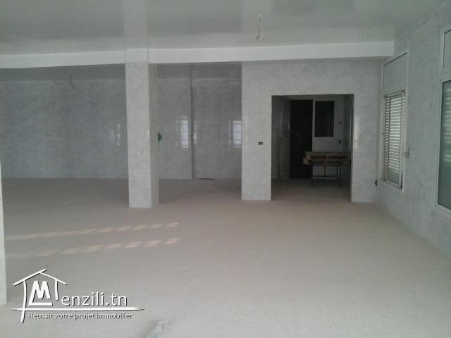 A Vendre Grande Usine pour : Dépot, école, collège, Salle de Sport