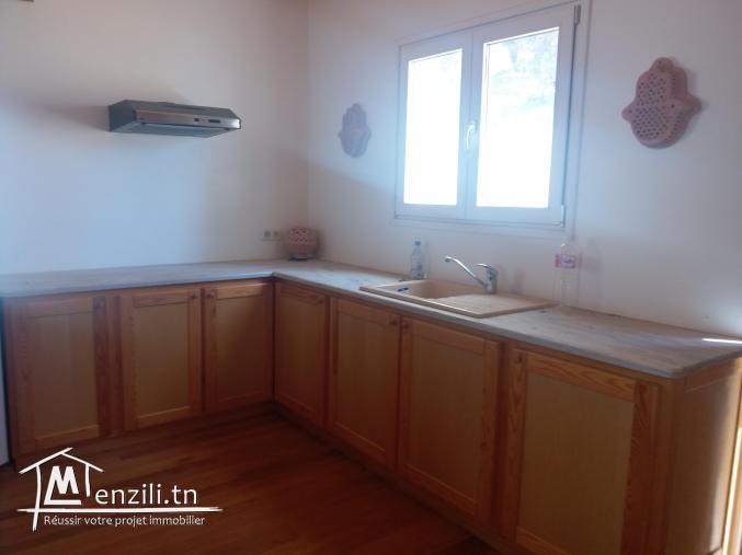 A vendre un magnifique chalet en bois construit sur béton à Hammamet