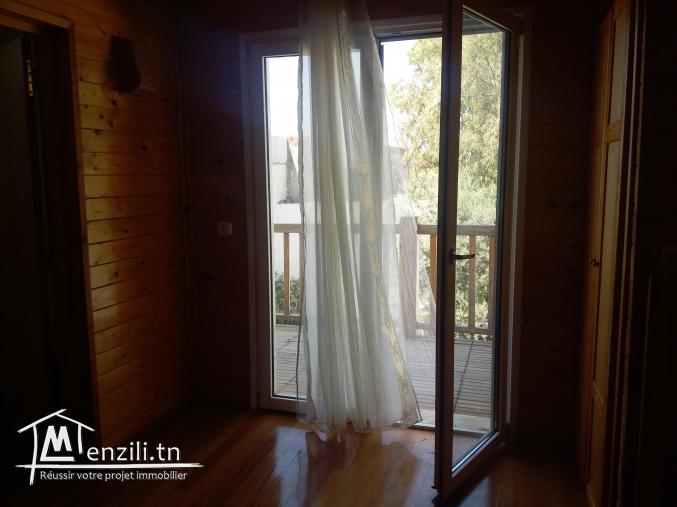 A vendre un magnifique chalet en bois construit sur béton à Hammamet