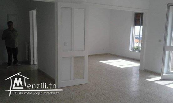 Vente Appart menzah 5 (s+4) résidence les pyramides